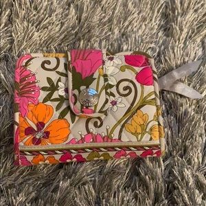 Vera Bradley small wallet